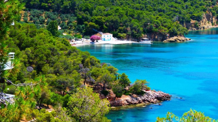 monastiribeach-Taxi-tsouris-Galatas